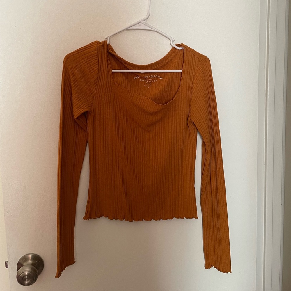 Aero orange top!